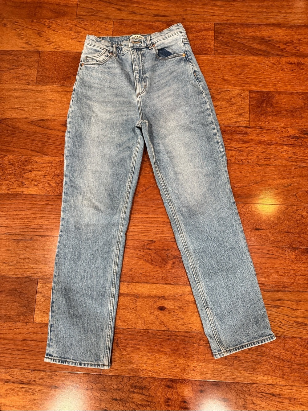 Rollas Loulou high rise Straight Jean Size 28